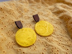 Boucles d'oreilles Soleil - Miladora Créations - Bijoux en argile polymère et acier inoxydable