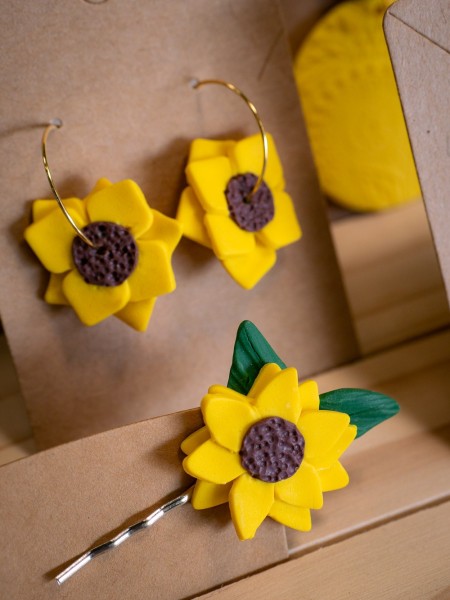 Barrette Tournesol - Miladora Créations - Bijoux en argile polymère et acier inoxydable
