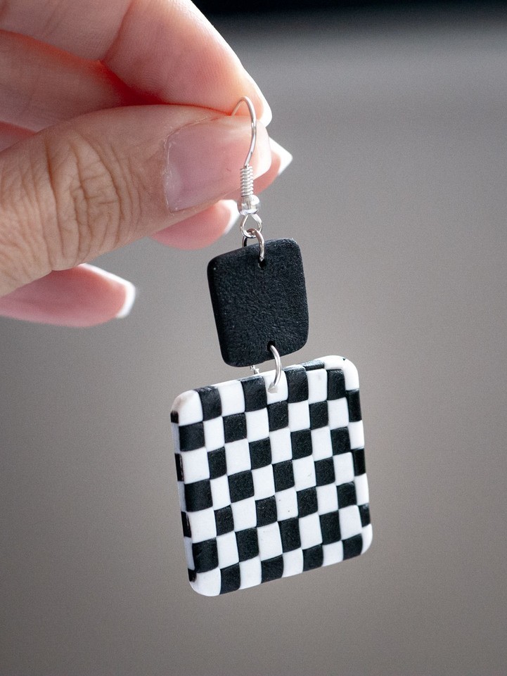 Boucles d'oreilles Le Jeu de la Dame - Miladora Créations