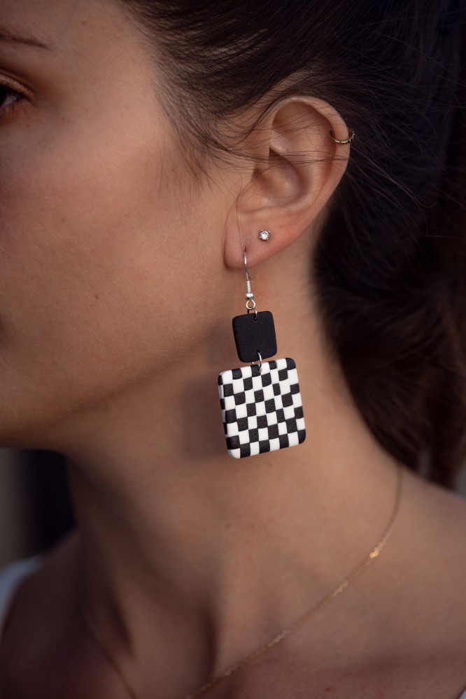 Boucles d'oreilles Le Jeu de la Dame - Miladora Créations