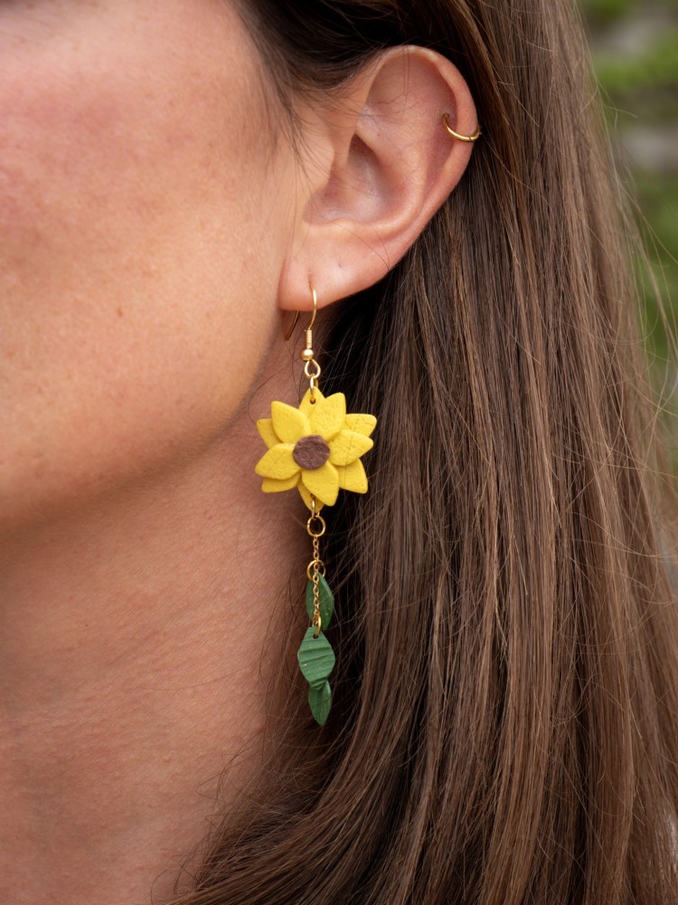 Boucles d'oreilles Tournesols - Miladora Créations - Bijoux en argile polymère et acier inoxydable