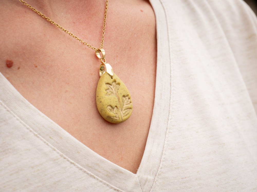 Collier Granit jaune - Miladora Créations