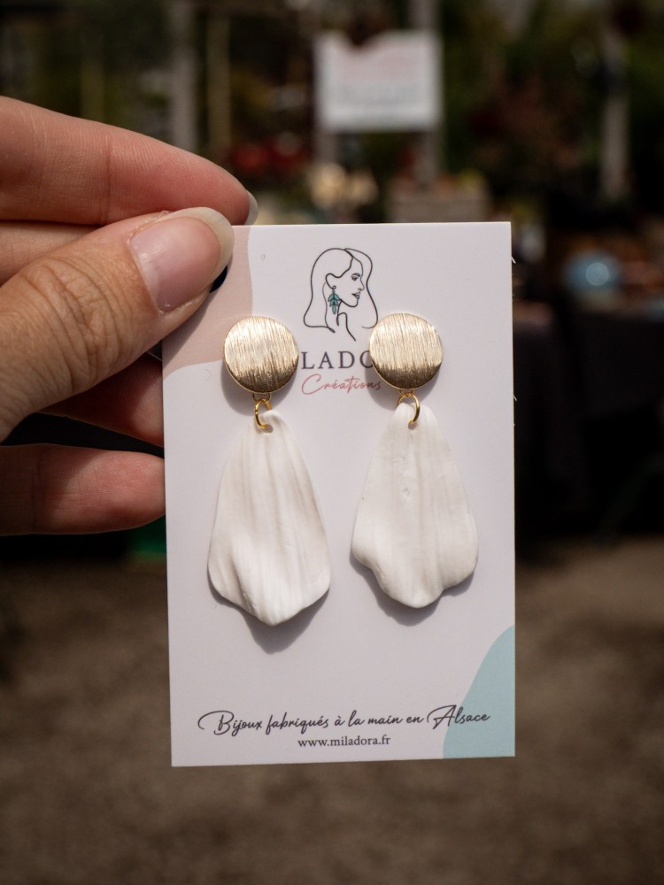 Boucles d'oreilles Pétale blanc - Miladora Créations