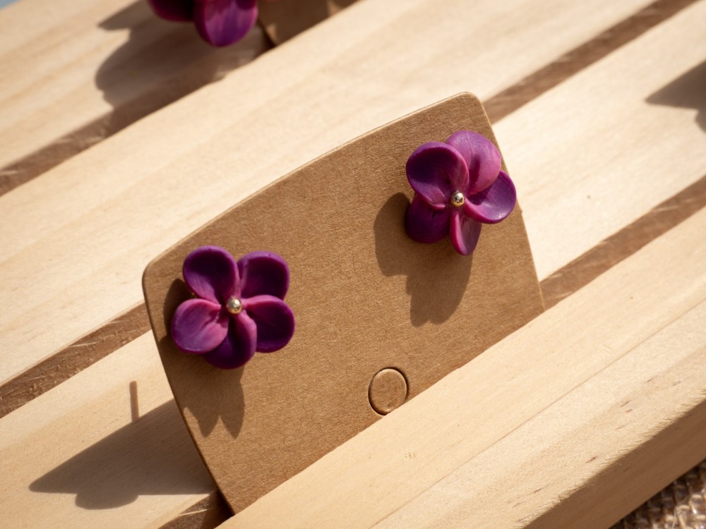 Puce d'oreilles Violette - Miladora Créations